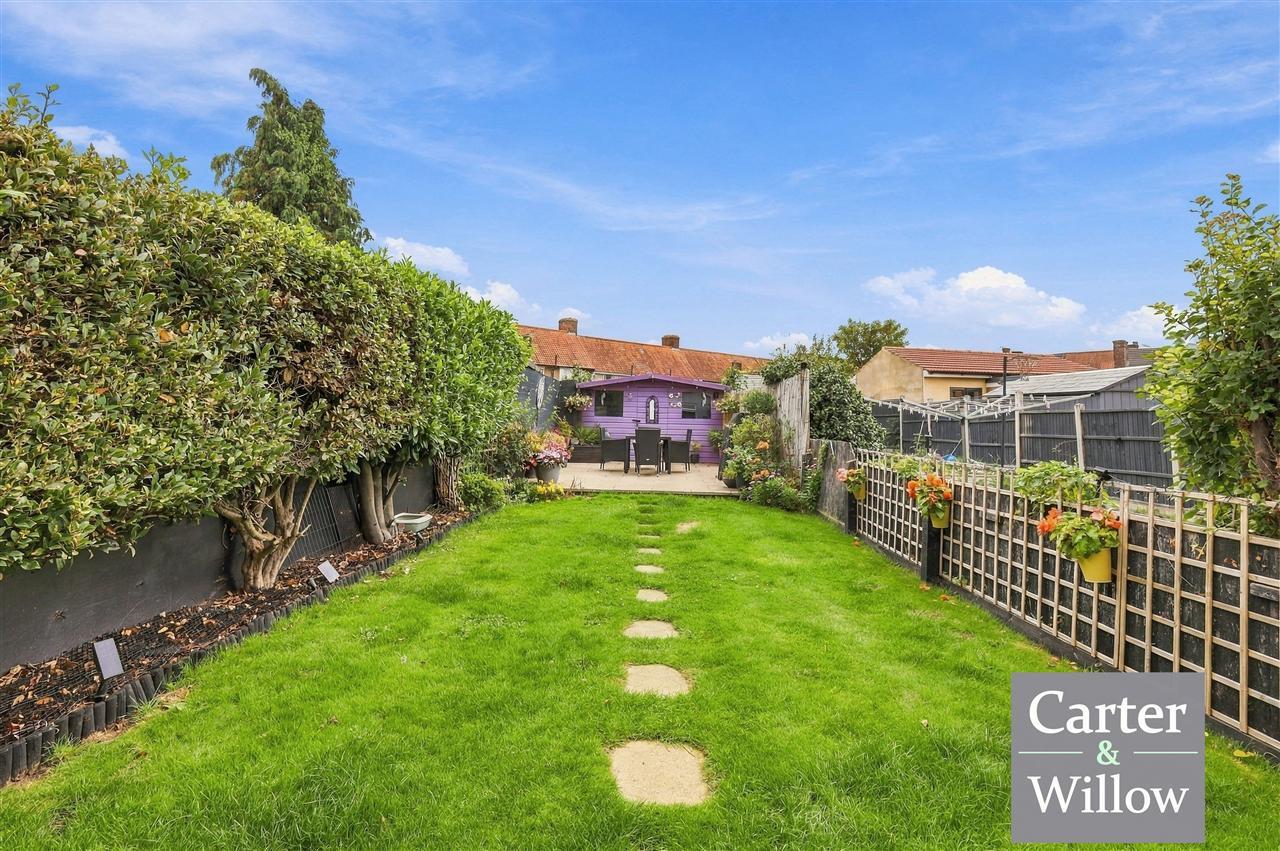 Winmill Road, Essex Image 15