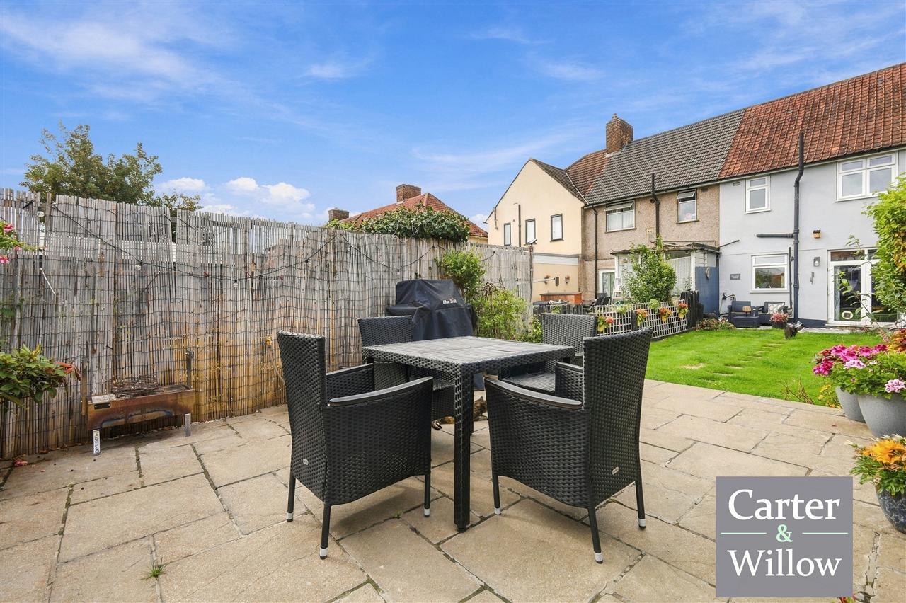 Winmill Road, Essex Image 18