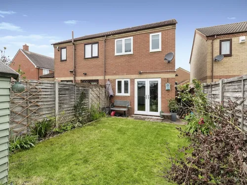 Mulberry Close, Stotfold, HITCHINphoto