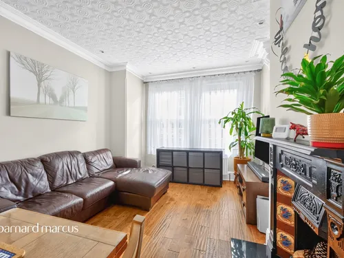 Carshalton Road, Suttonphoto