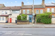 Carshalton Road, Sutton