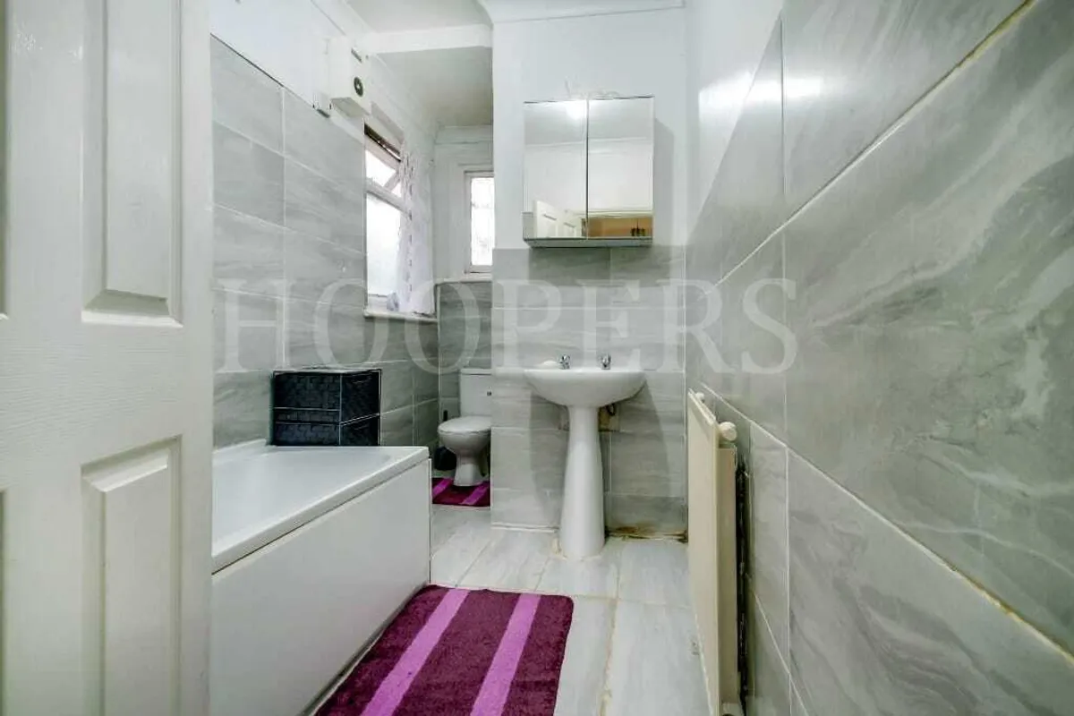 Southview Avenue, London, NW10