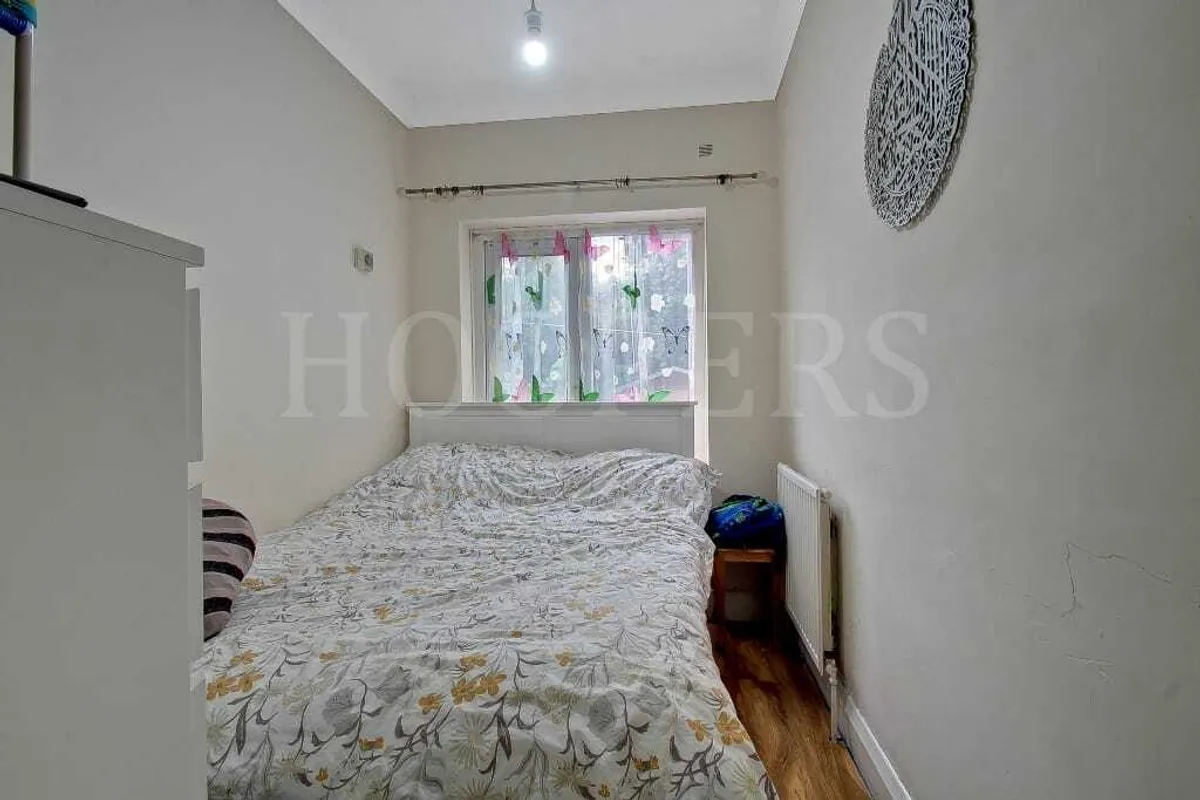 Southview Avenue, London, NW10
