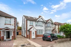 Great West Road, ISLEWORTH