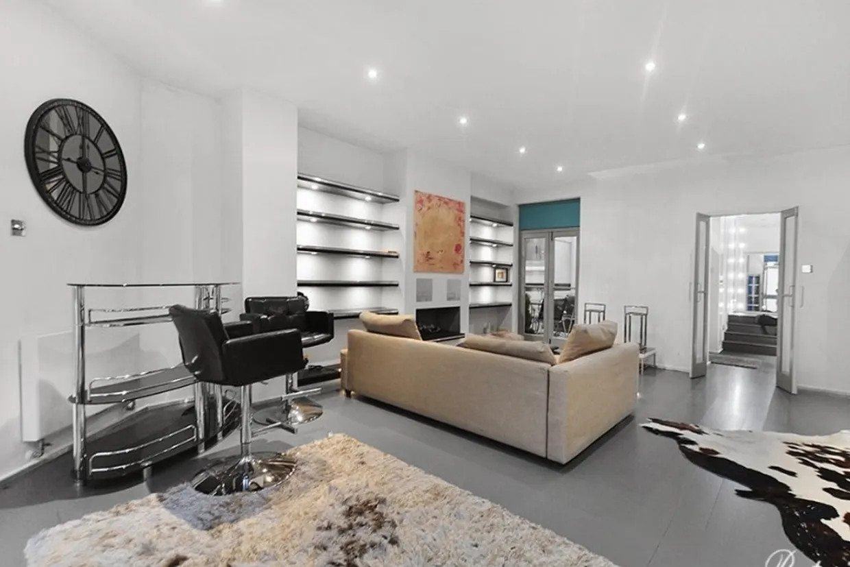Bramham Gardens Earls Court SW5 photo 2