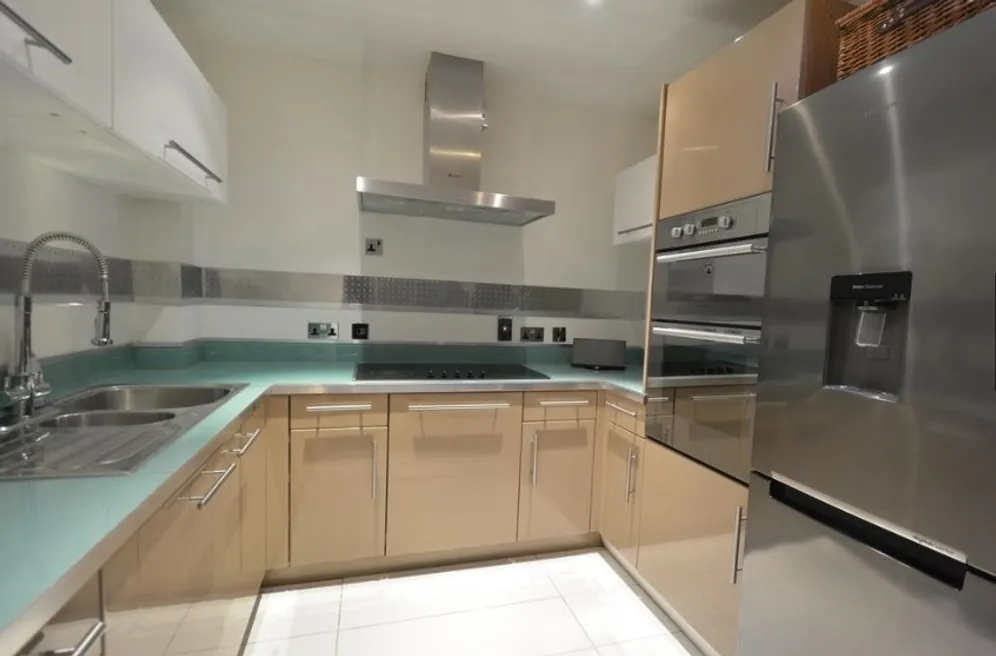 Bramham Gardens Earls Court SW5 photo 9