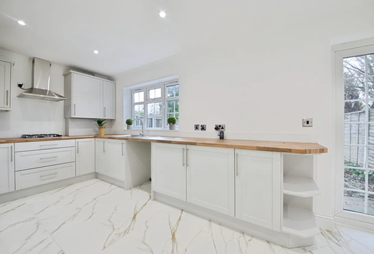 Auckland Road Potters Bar EN6 photo 8