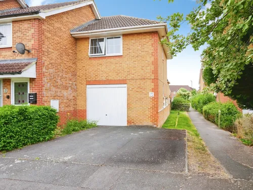 Usk Way, Didcotphoto