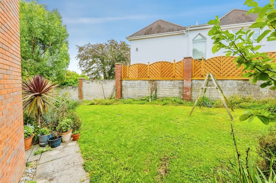 Property photo 25