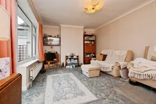 Roselands Avenue, Hoddesdon