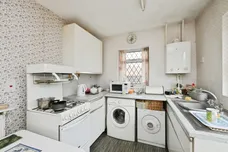 Roselands Avenue, Hoddesdon