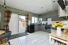 Howville Avenue, Hatfield, Doncaster