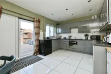 Howville Avenue, Hatfield, Doncaster