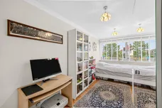Gavina Close, MORDEN