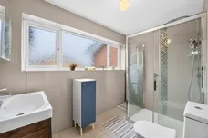 Gavina Close, MORDEN