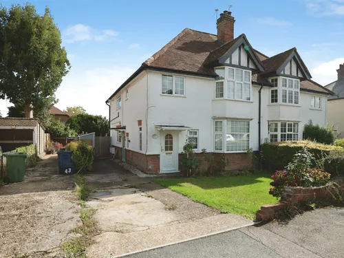 Lexham Gardens, Amershamphoto