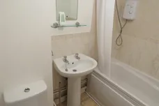 Cheltenham Gardens, Hedge End, SOUTHAMPTON