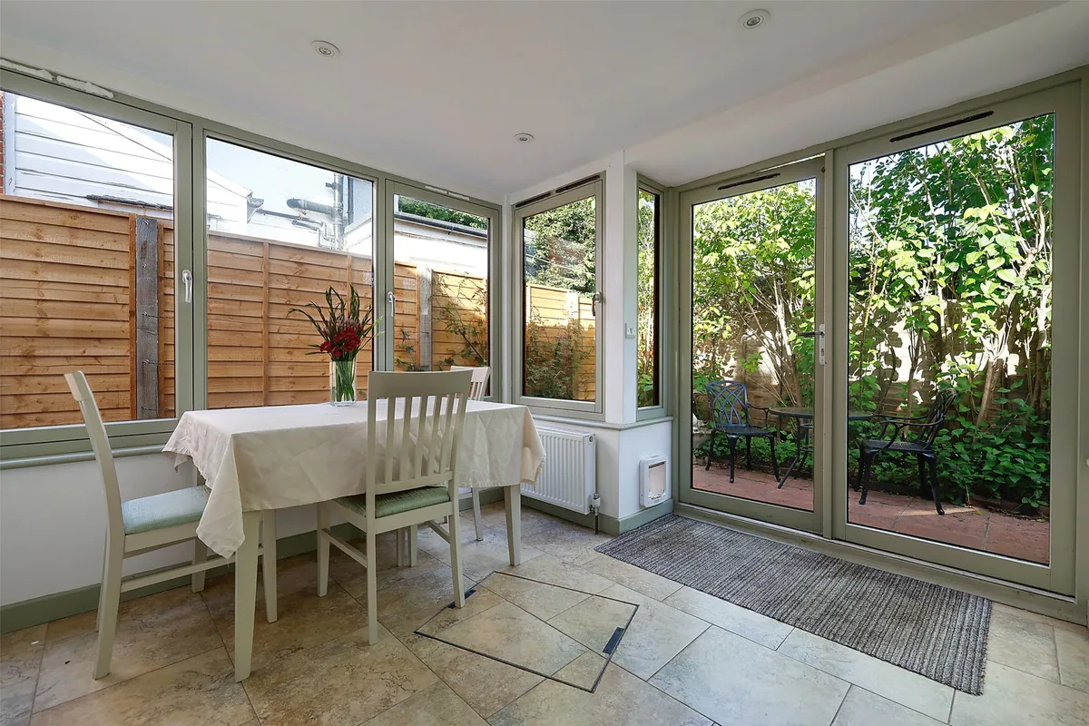 Horsham Road, Mid Holmwood, Dorking, Surrey, RH5