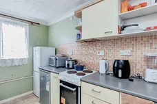 Oliver Close, Rushden