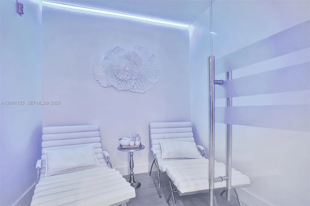 4775 Collins Ave, Miami Beach, FL 33140