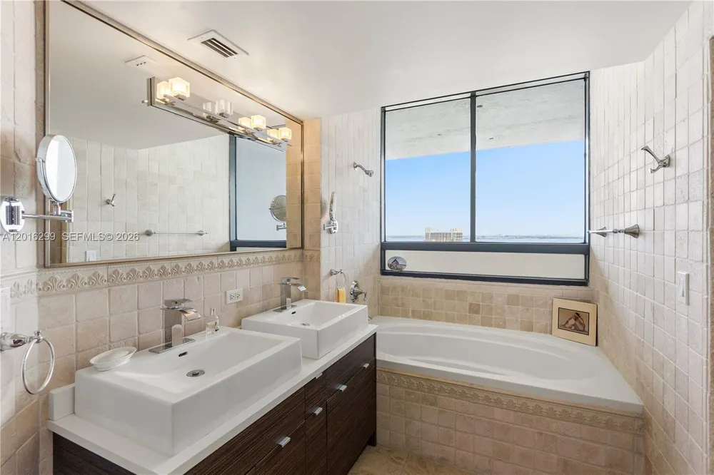 1330 West Ave, Miami Beach, FL 33139