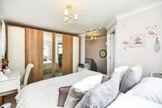 Acorn Avenue, Halstead