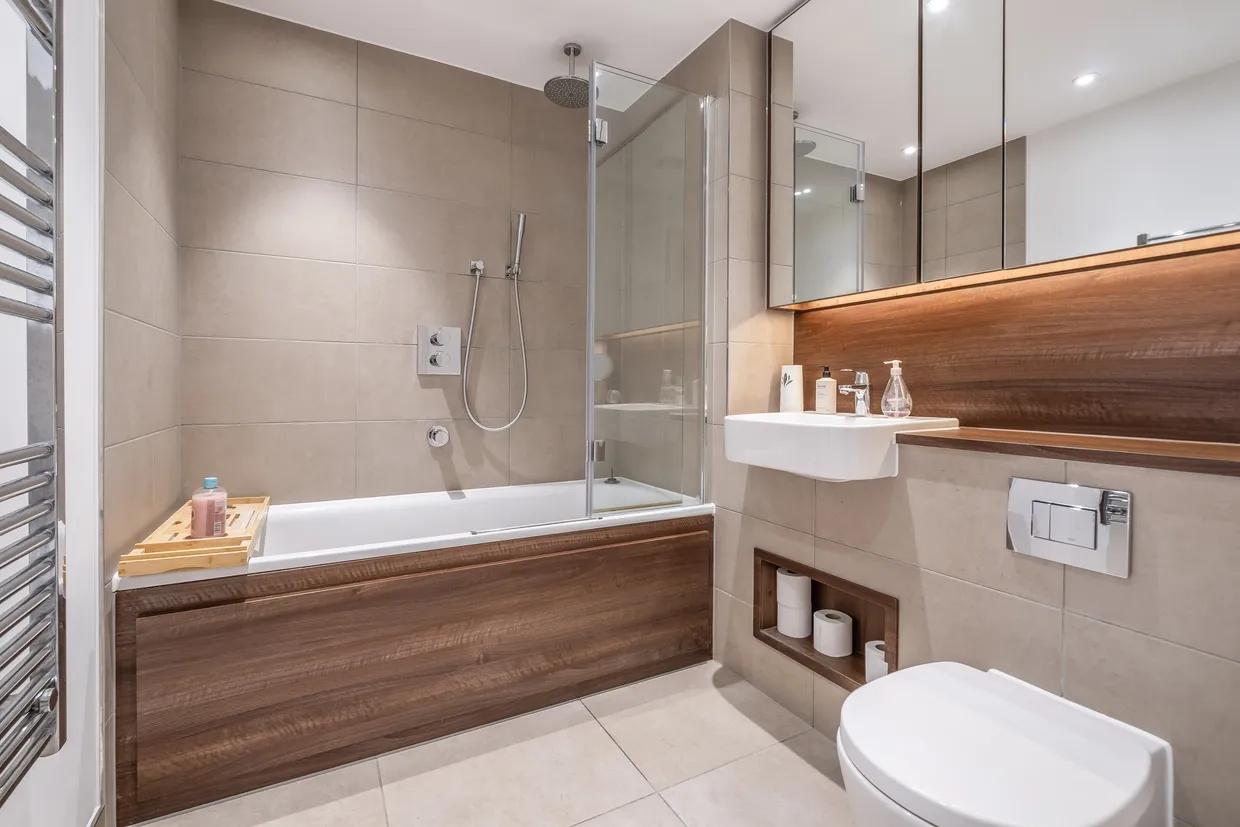 Pipit Drive, London, SW15 photo 9
