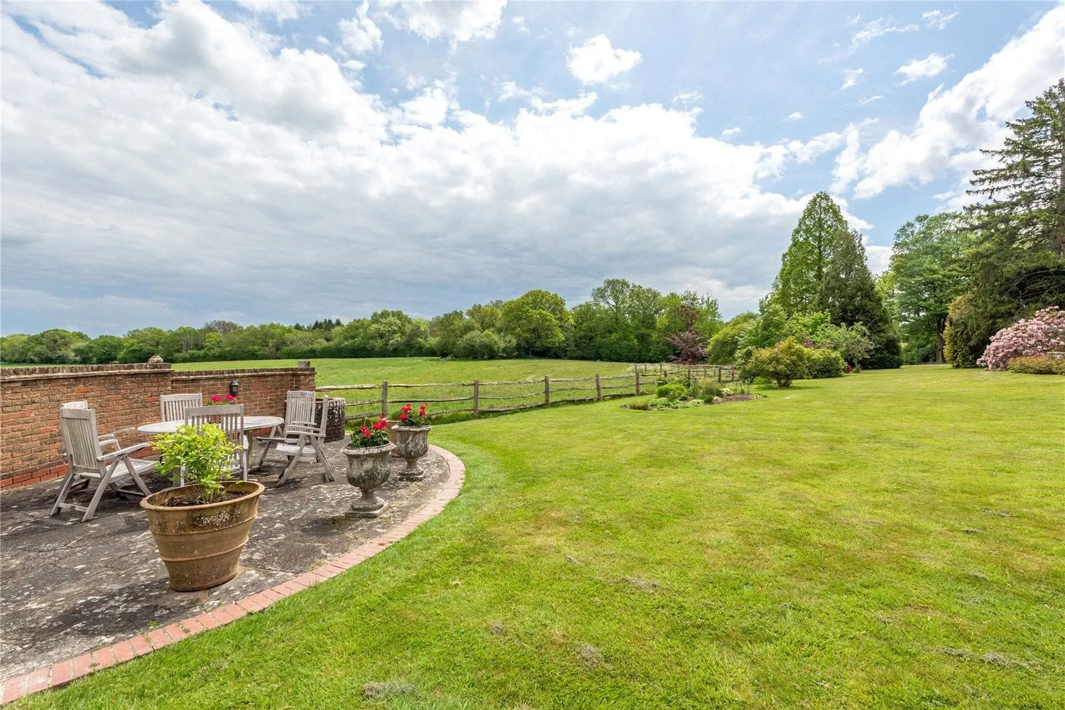 Red Lane, Dorking, RH5 photo 9