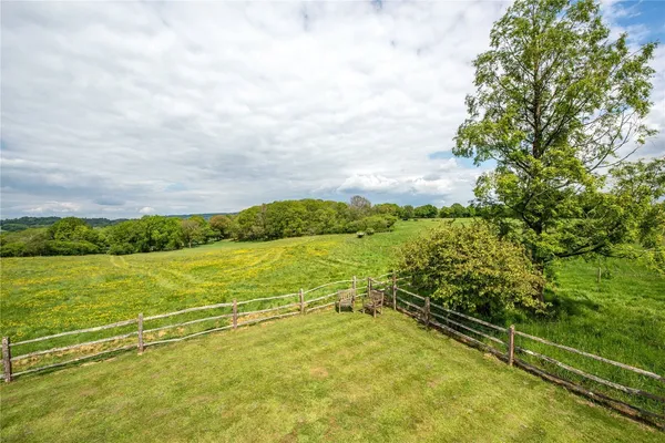 Red Lane, Dorking, RH5 photo 12