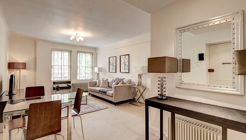 2 Bedroom Apartment To Let  Fulham Road  SW3 Image 2