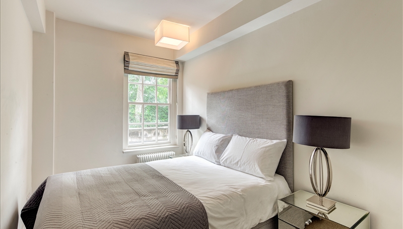 2 Bedroom Apartment To Let  Fulham Road  SW3 Image 5