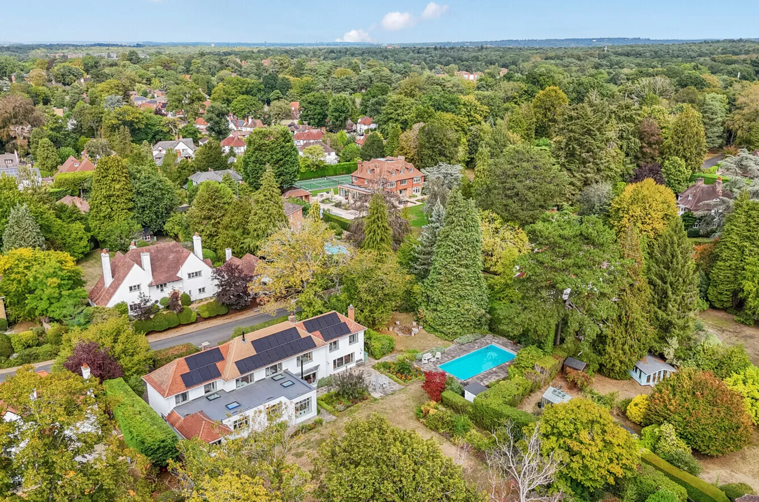 Hockering Road, Woking, GU22 photo 55