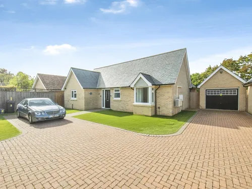Orchard Gardens, Great Cornard, Sudburyphoto