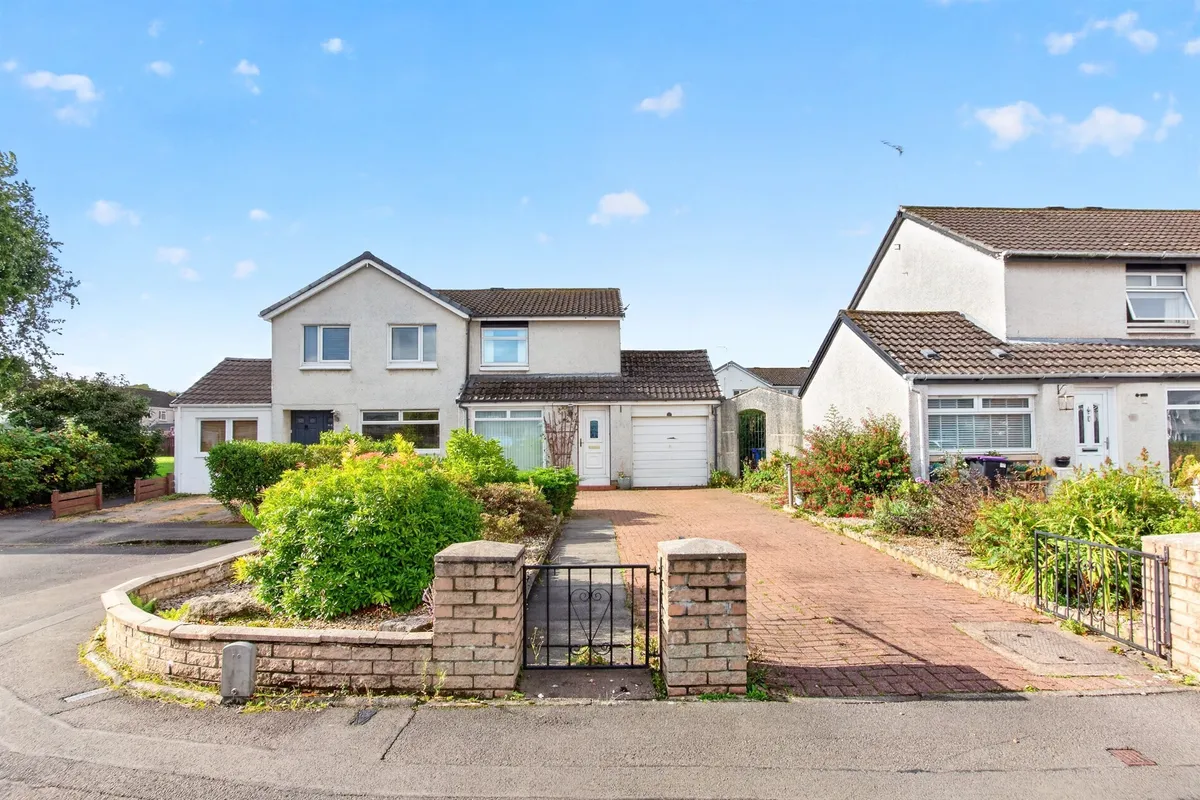 Archers Avenue, Stirling