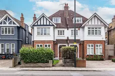 Sheen Road, Richmond, TW10 photo 1