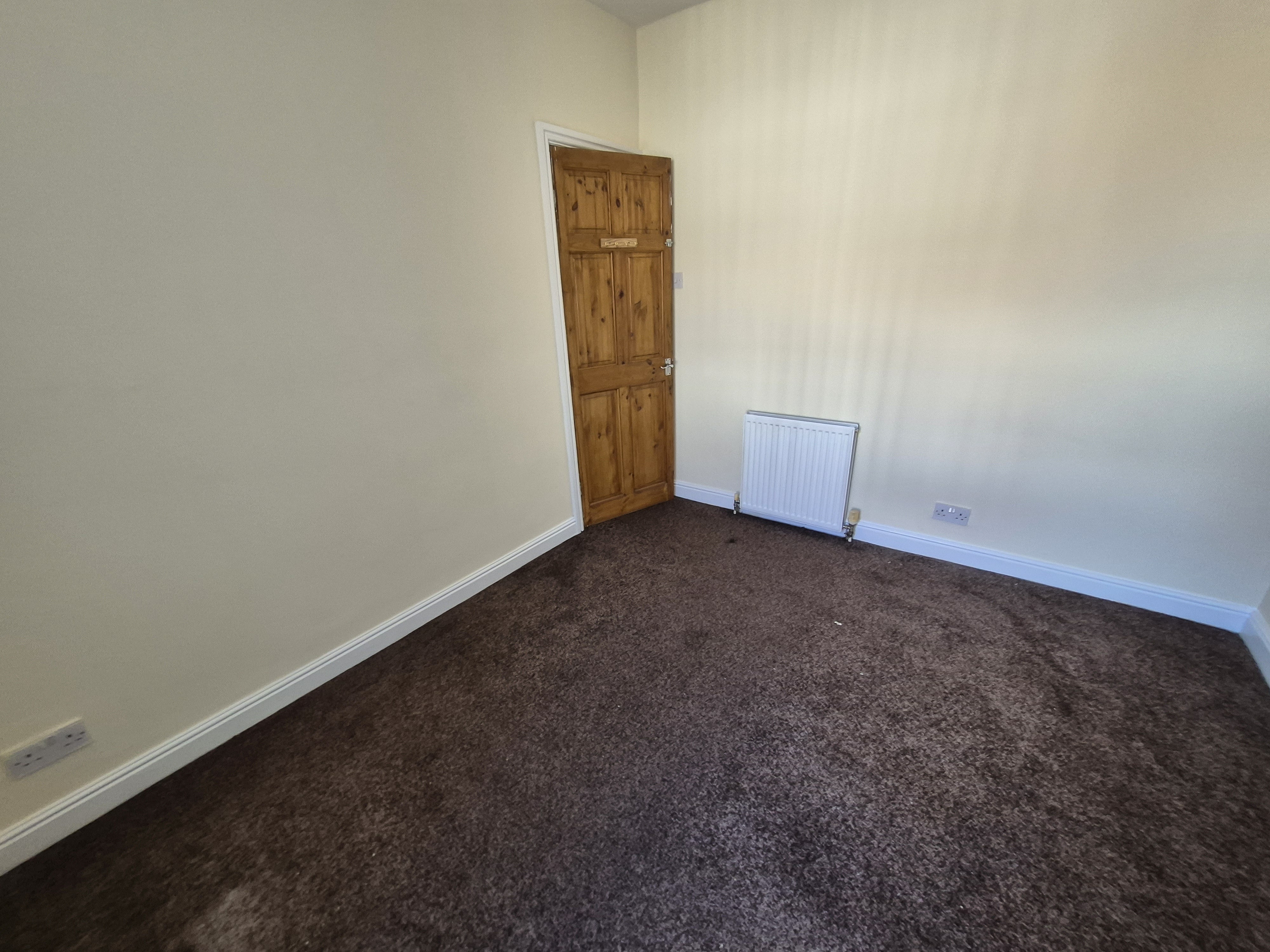 10 Gladys Villas Image 4
