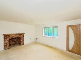 Wootton Road, Gaywood, King's Lynn thumb 3
