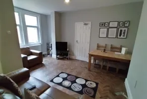 Main property image