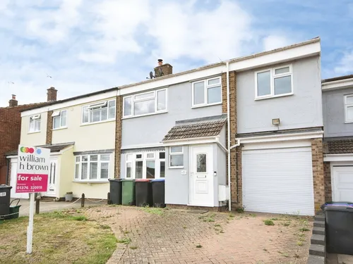 Elm Walk, Rayne, Braintreephoto