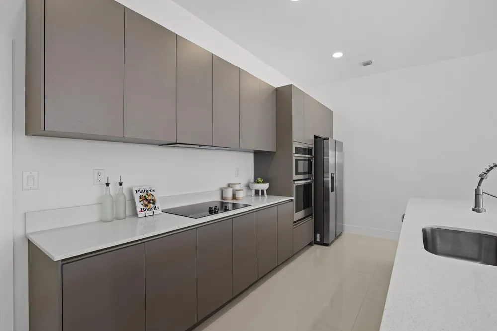 1807 NE 13th St, Fort Lauderdale, FL 33304