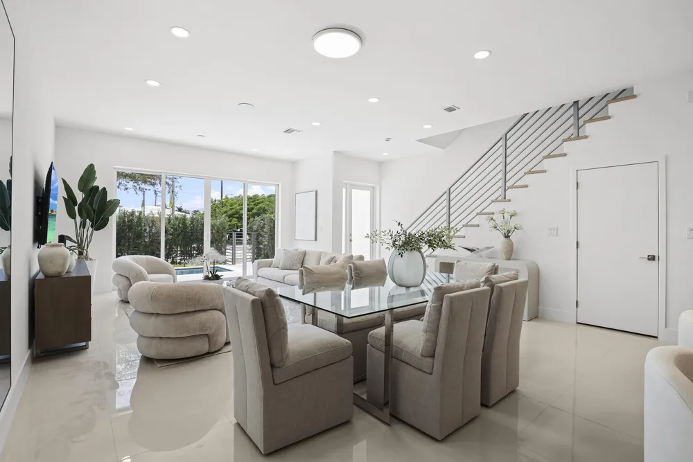 1807 NE 13th St, Fort Lauderdale, FL 33304