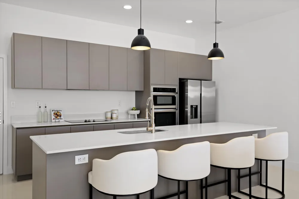 1807 NE 13th St, Fort Lauderdale, FL 33304