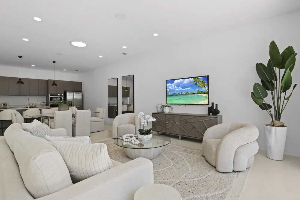1807 NE 13th St, Fort Lauderdale, FL 33304
