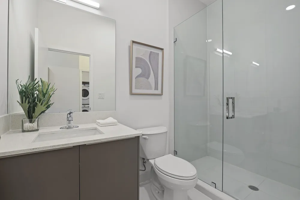 1807 NE 13th St, Fort Lauderdale, FL 33304