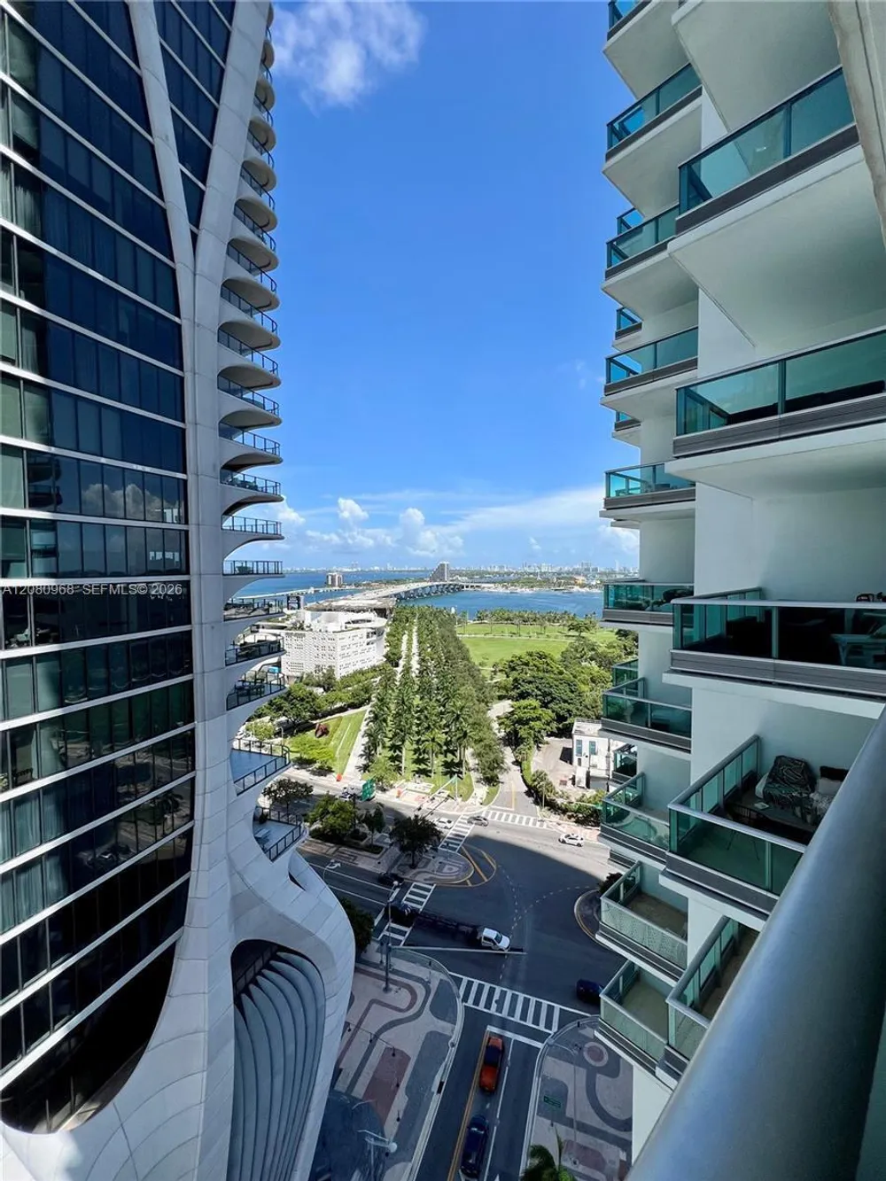 900 Biscayne Blvd, Miami, FL 33132