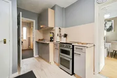 Larkhill Close, LEEDS