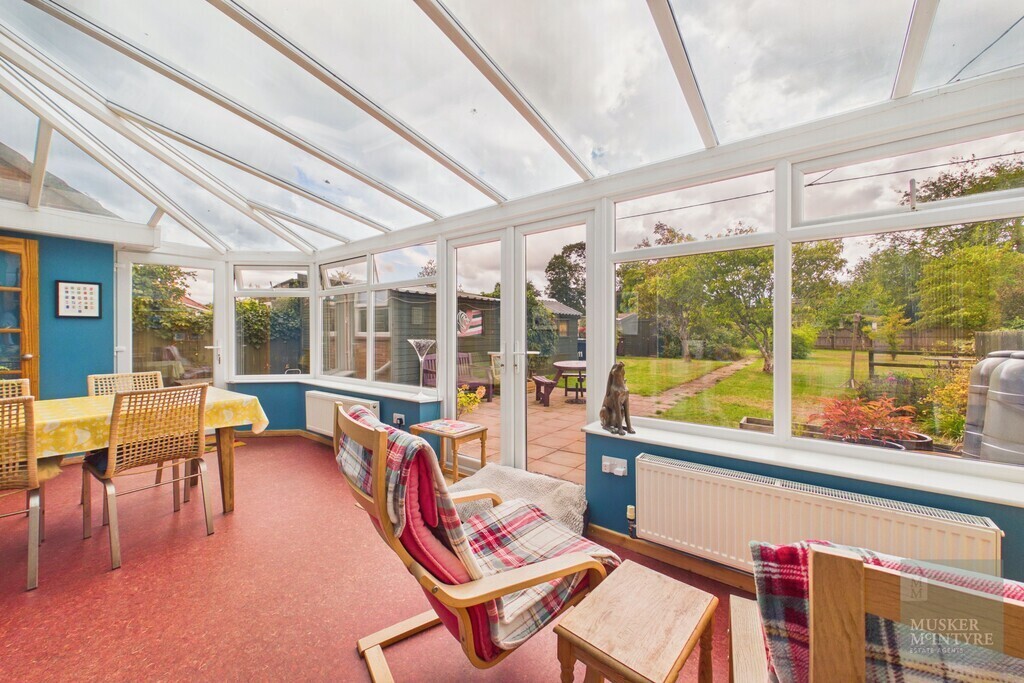 Queensway, Earsham Image 7