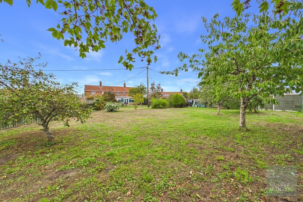 Queensway, Earsham Image 13