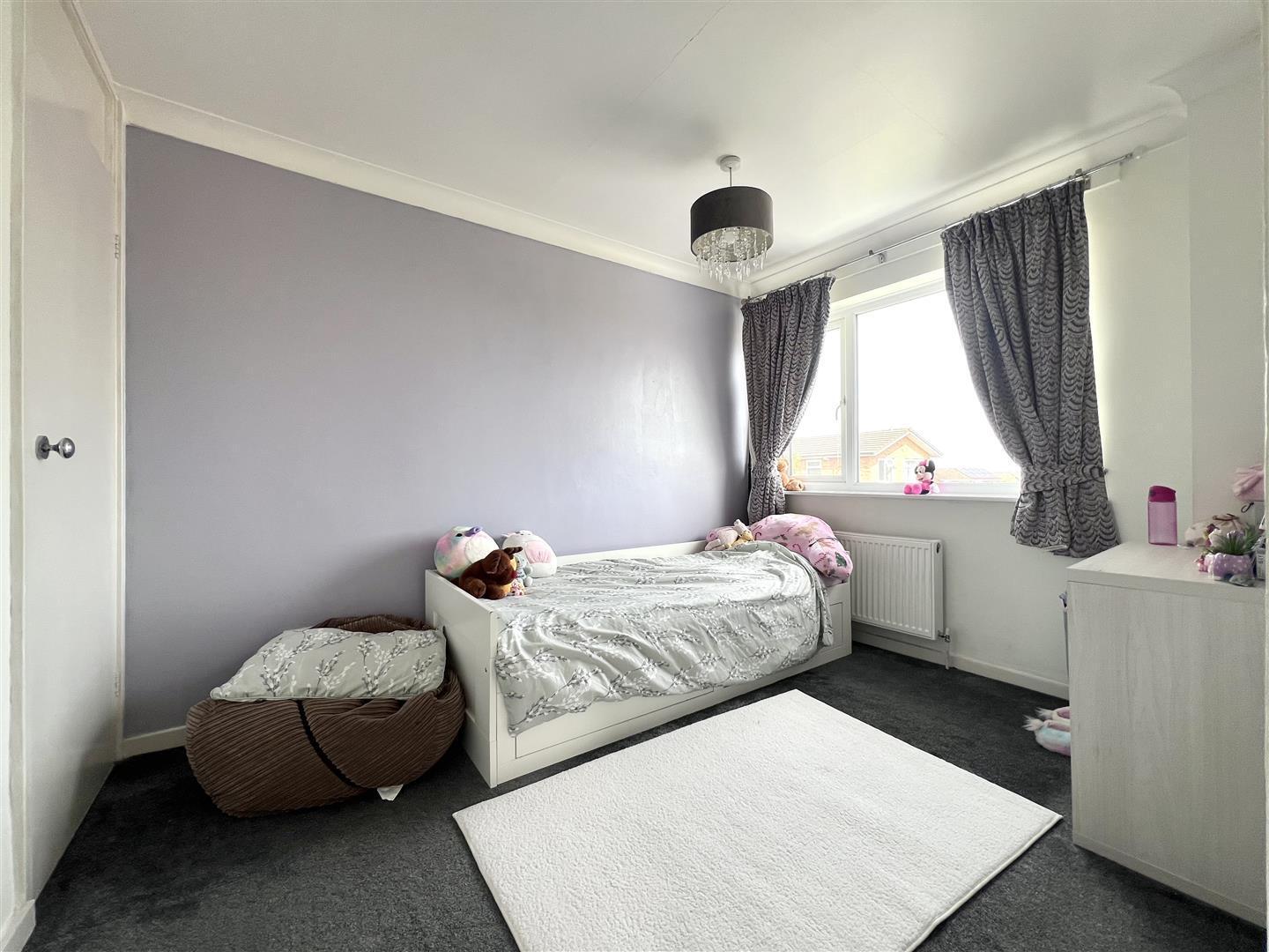Highfields, Towcester Image 6
