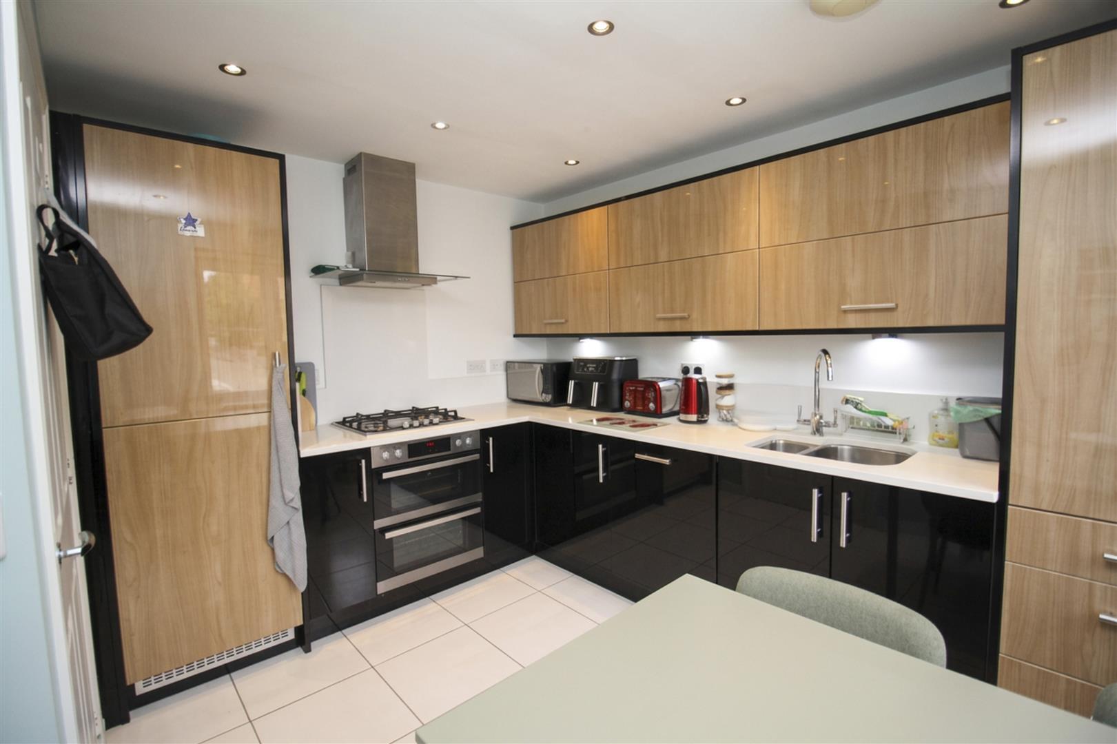 Sumatra Crescent, Newton Leys, Bletchley, Milton Keynes Image 5
